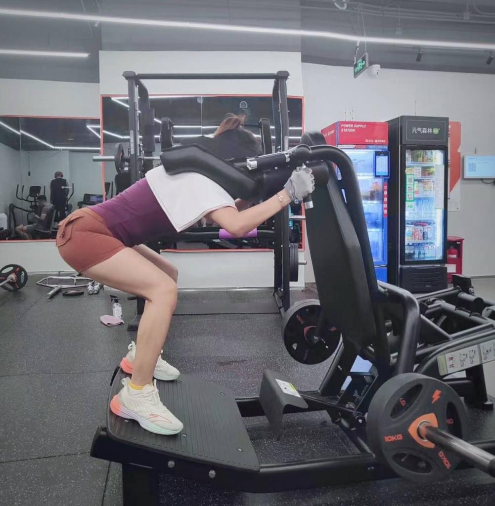 爱健身、爱咖啡、爱拍照