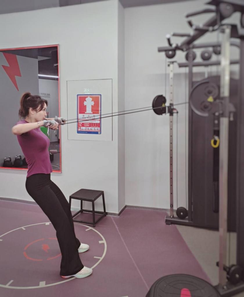 爱健身、爱咖啡、爱拍照