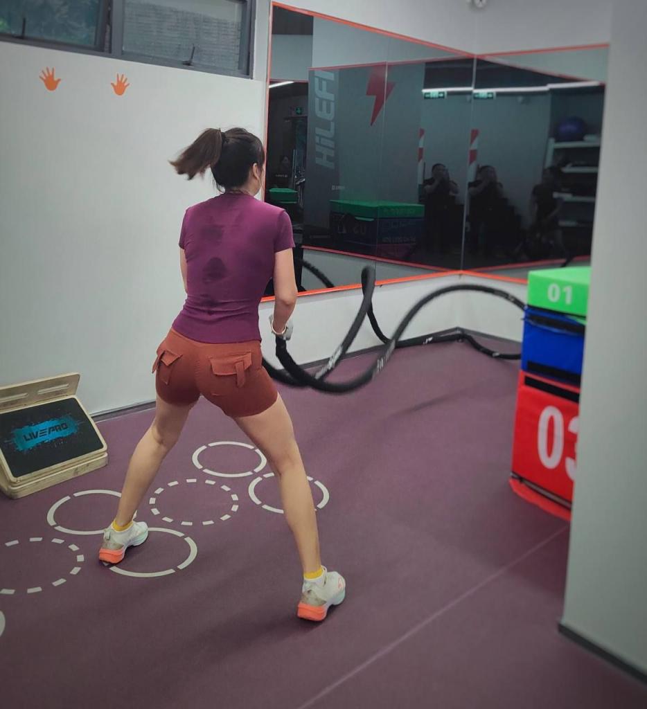 爱健身、爱咖啡、爱拍照