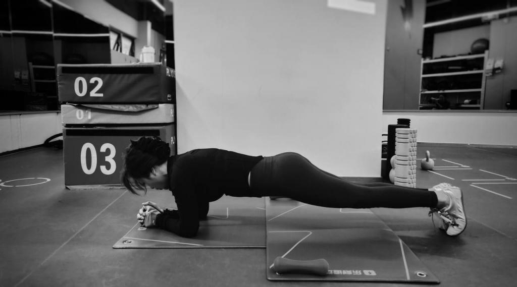 爱健身、爱咖啡、爱拍照