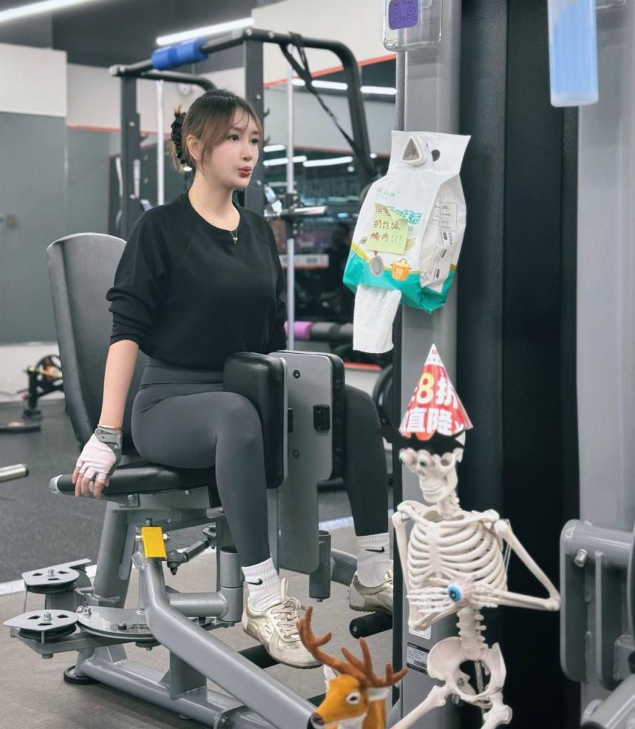 爱健身、爱咖啡、爱拍照