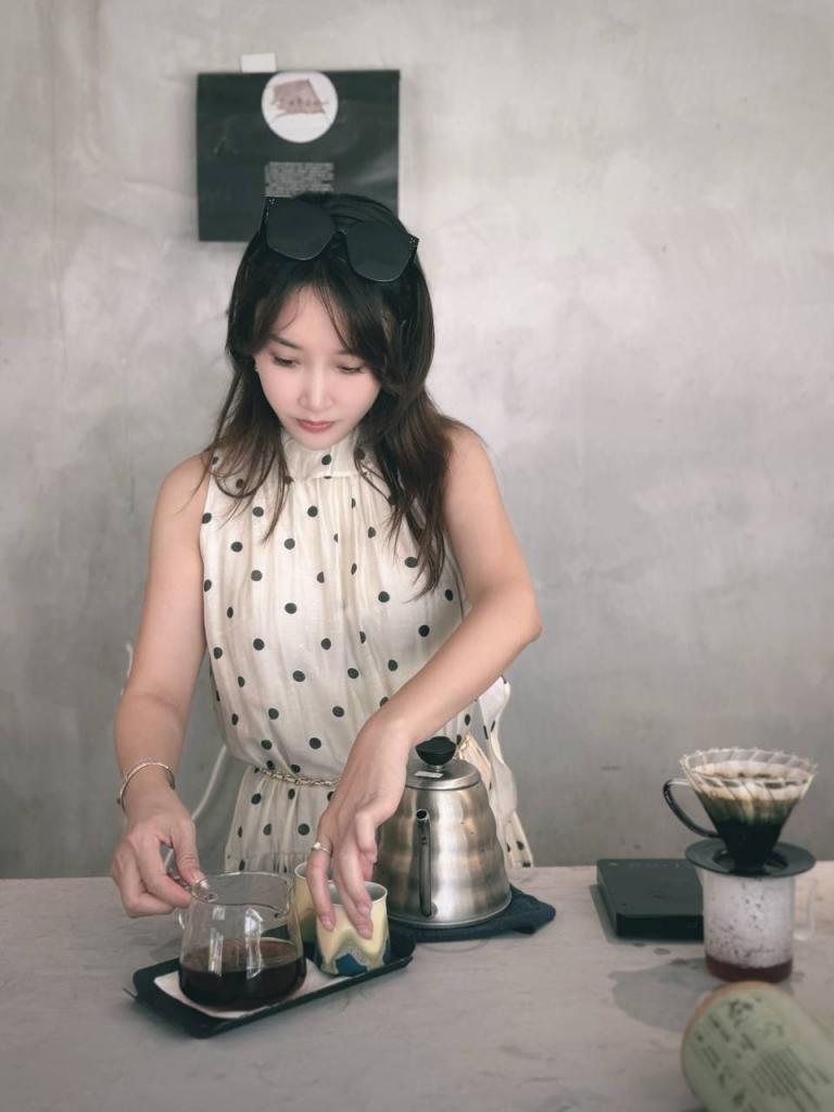 爱健身、爱咖啡、爱拍照