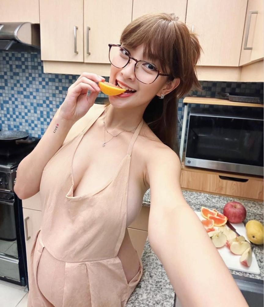 嘘，静静地看就行了