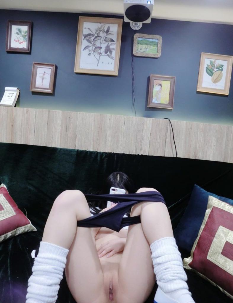 打飞机必备：美穴、嫩逼、美鲍!