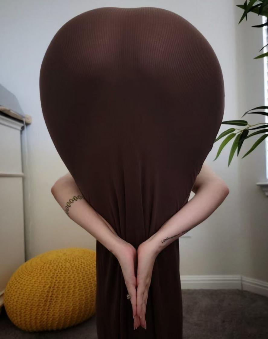 蜜桃臀的诱惑是个爱心形状