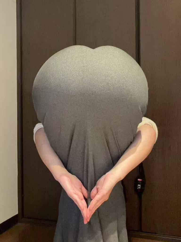 蜜桃臀的诱惑是个爱心形状