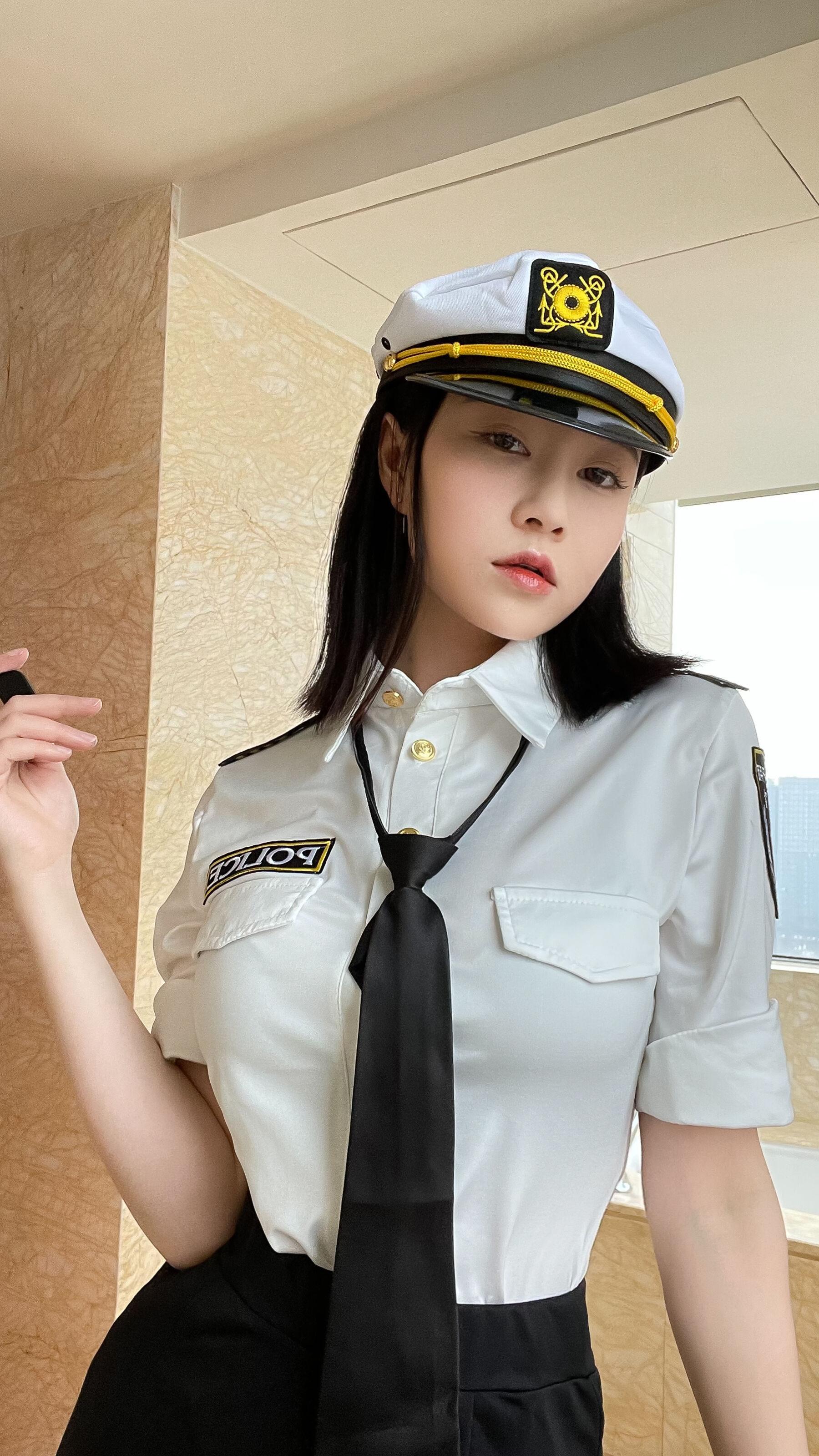 年年-S女警 [82P]