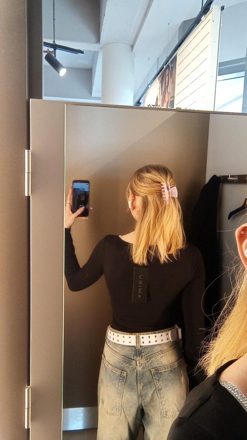 小姨子来家吃饭说喜欢吃鸡[21P]