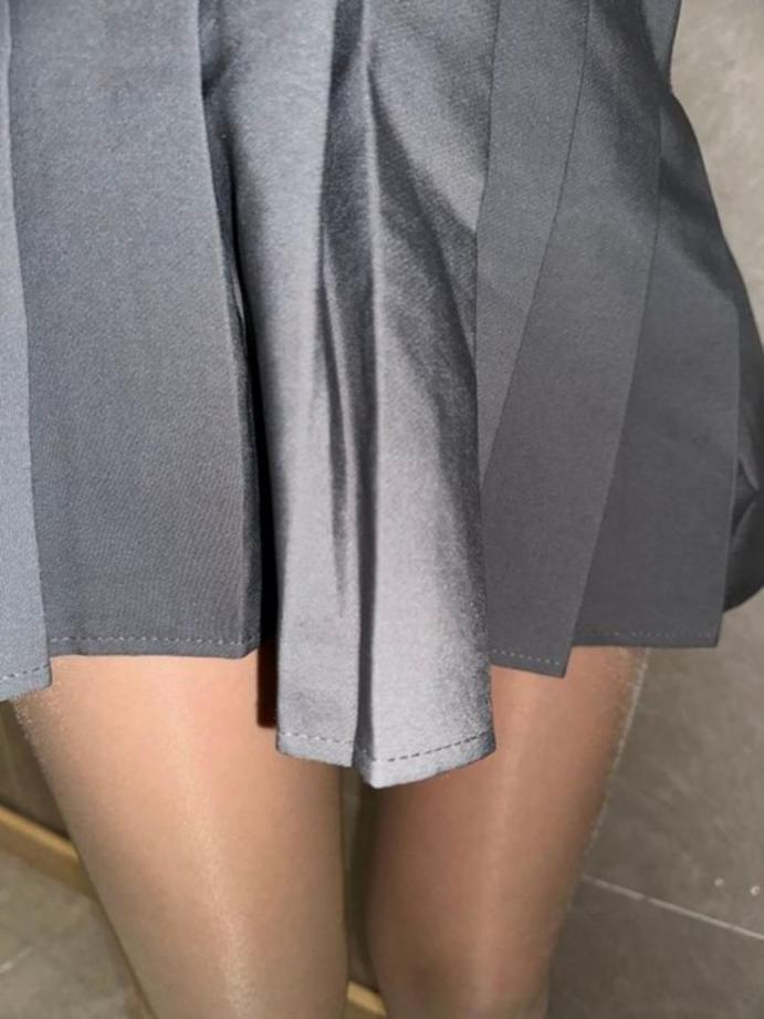 骚货人妻穿无内丝袜求射屏