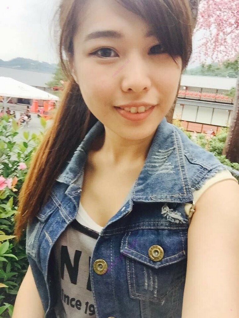 不舔她的逼！