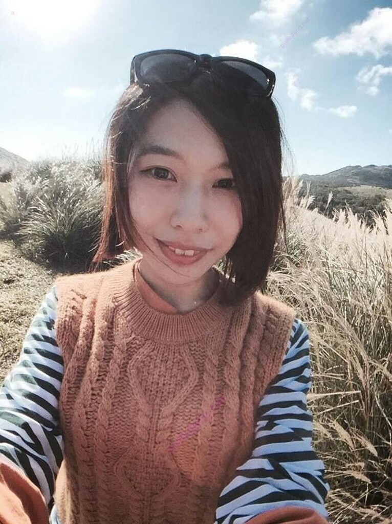 不舔她的逼！