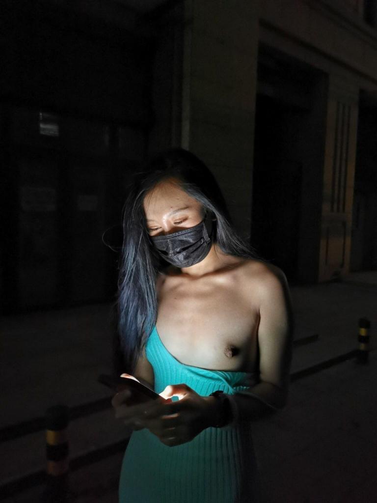 人妻爱露出
