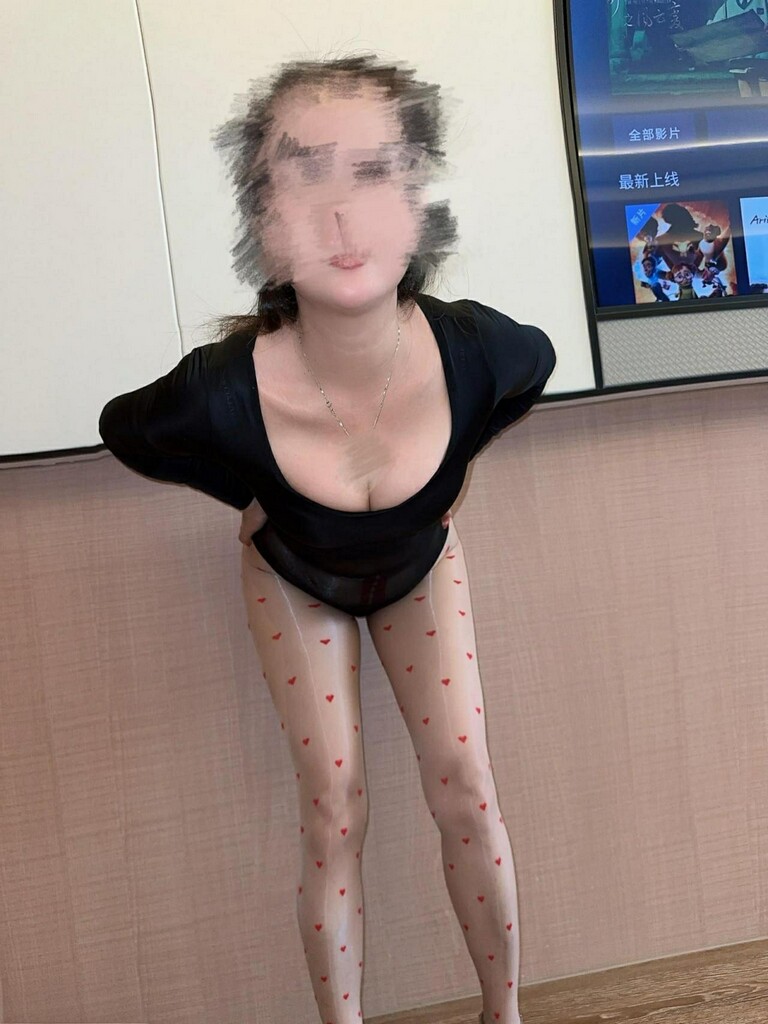 骚货人妻身材有多少人爱