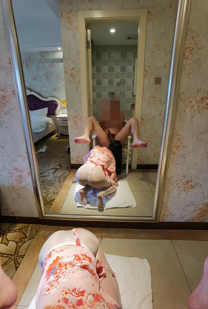 相识多年的人妻少妇最近解锁了毒龙