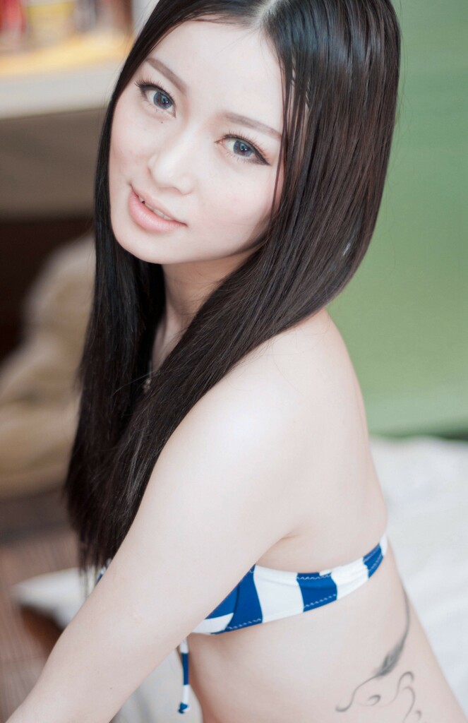 国产的风骚美少妇