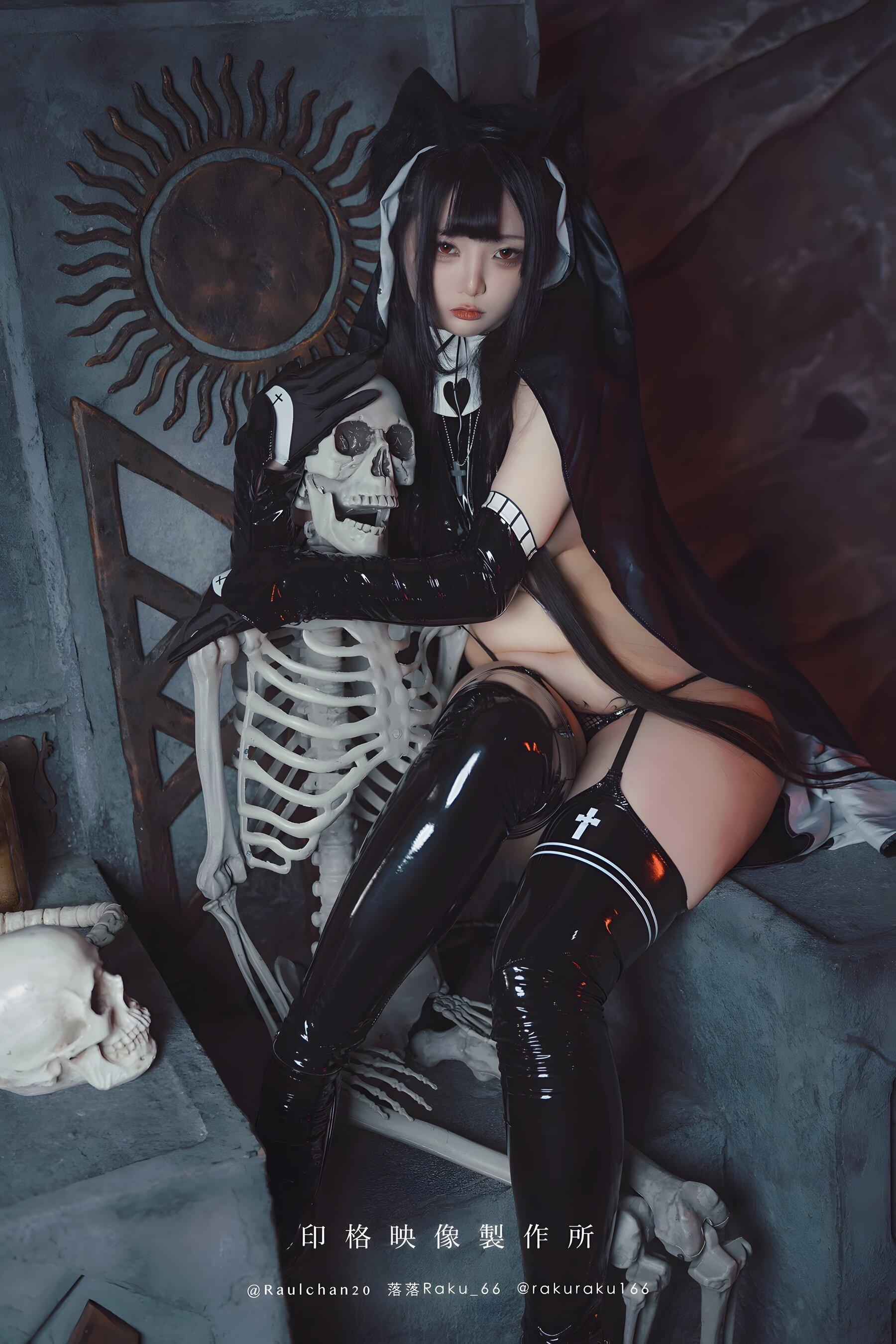 落落Raku_莉莉丝