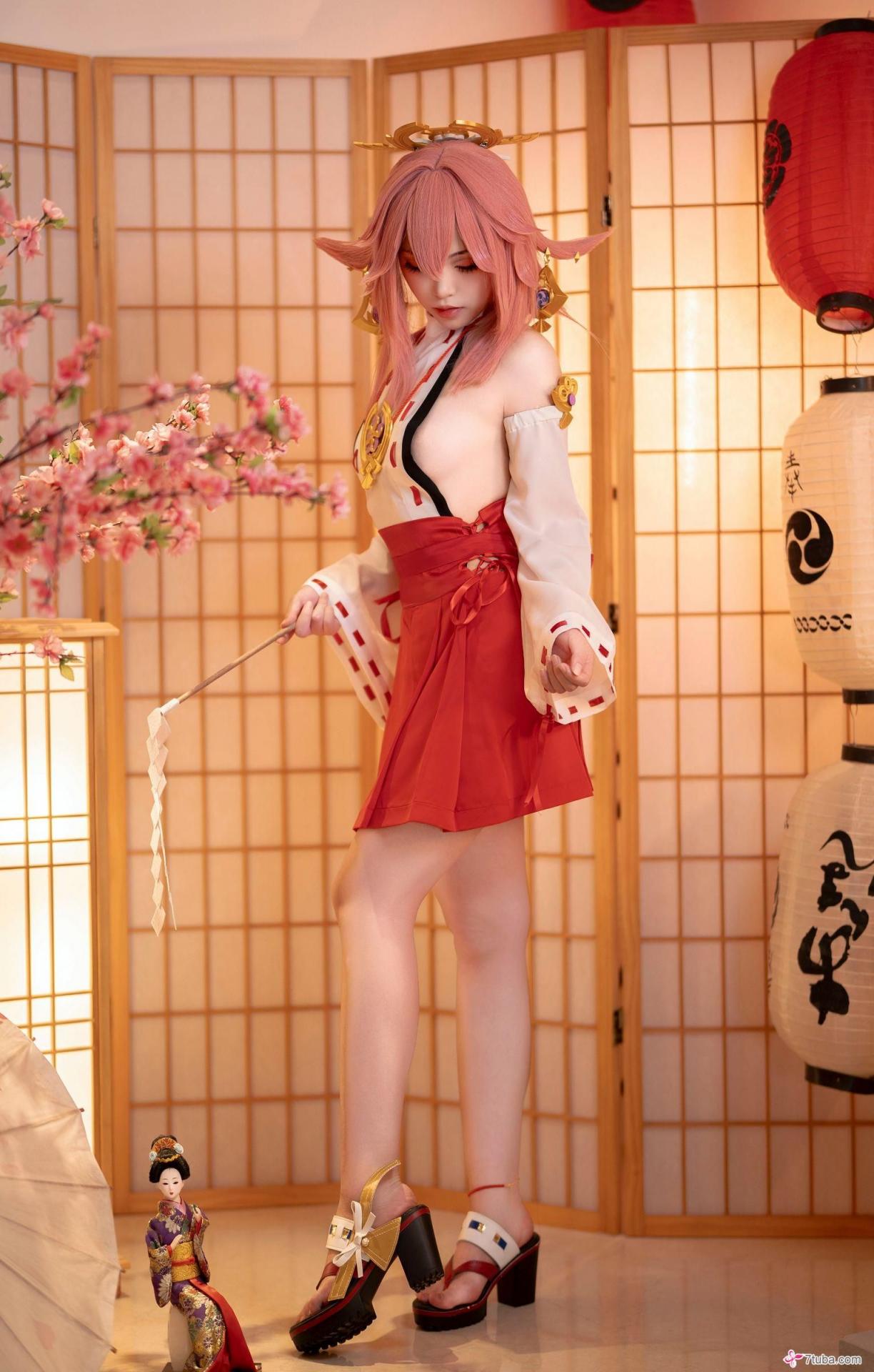 性感美图 八重神子