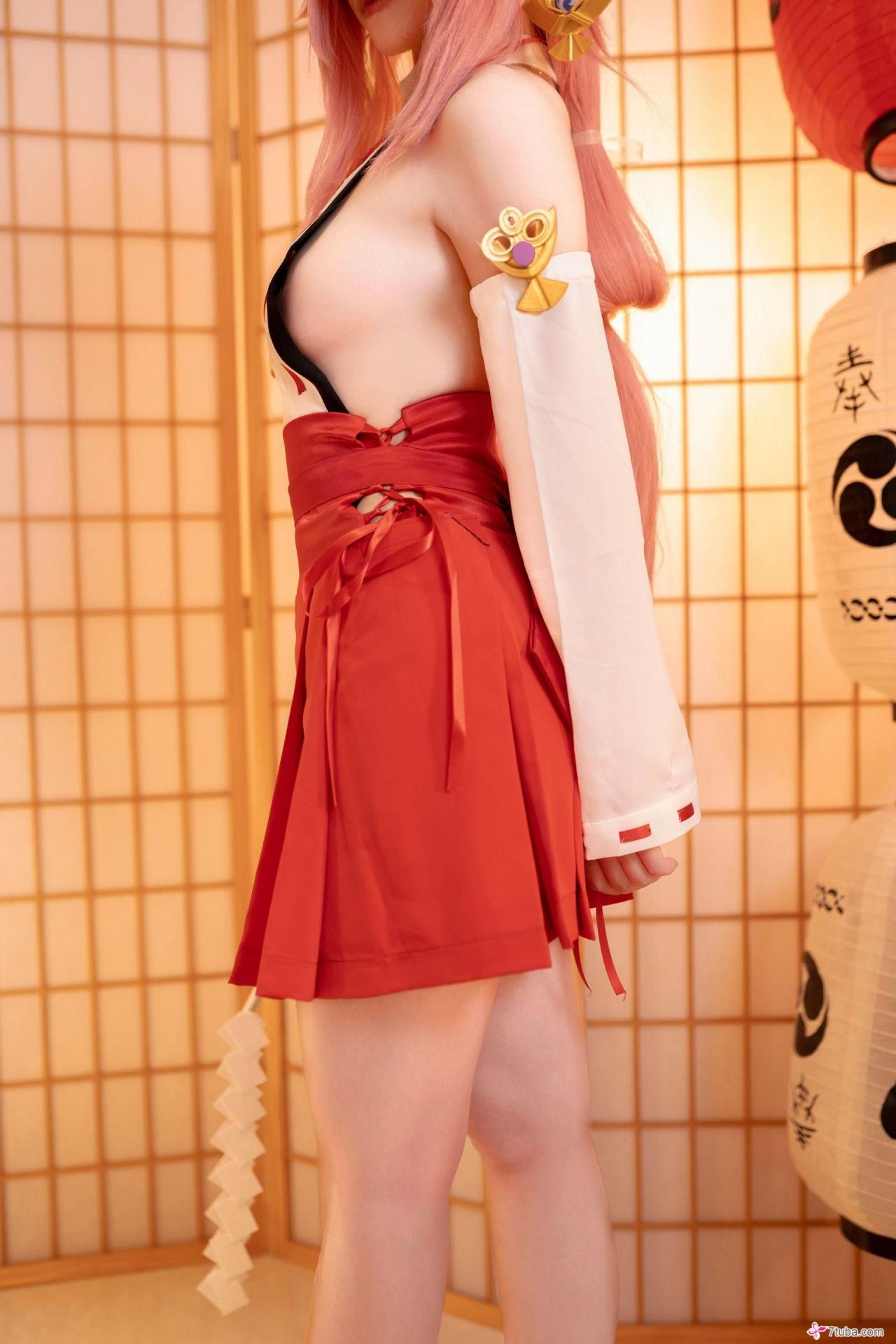 性感美图 八重神子
