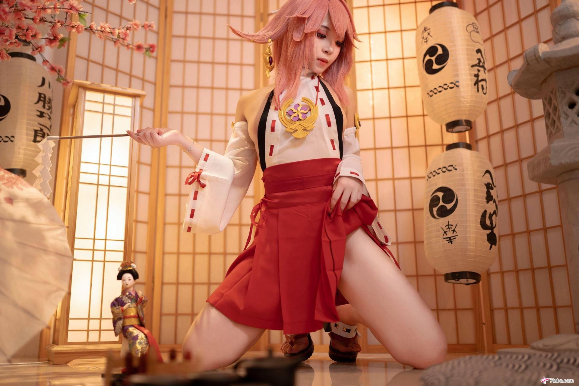 性感美图 八重神子