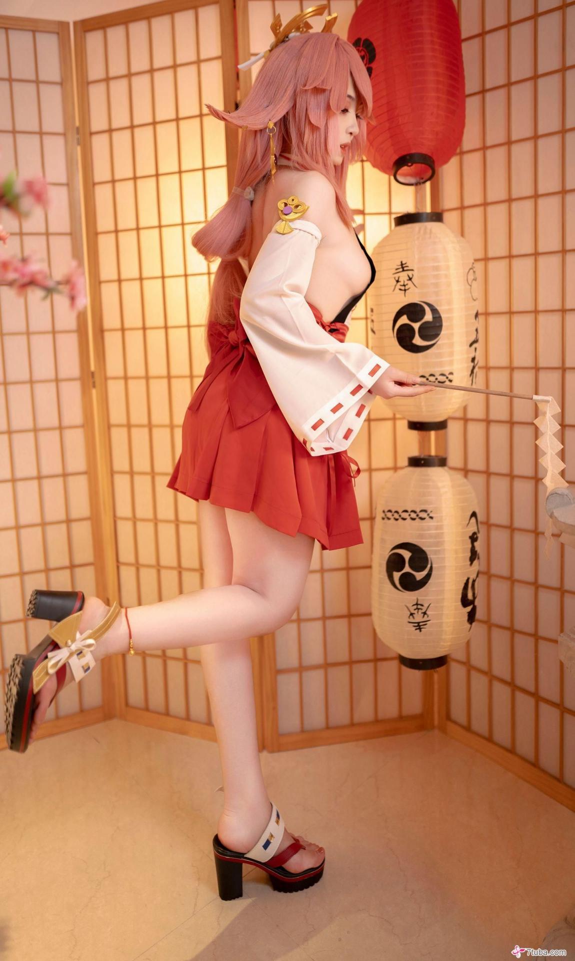 性感美图 八重神子