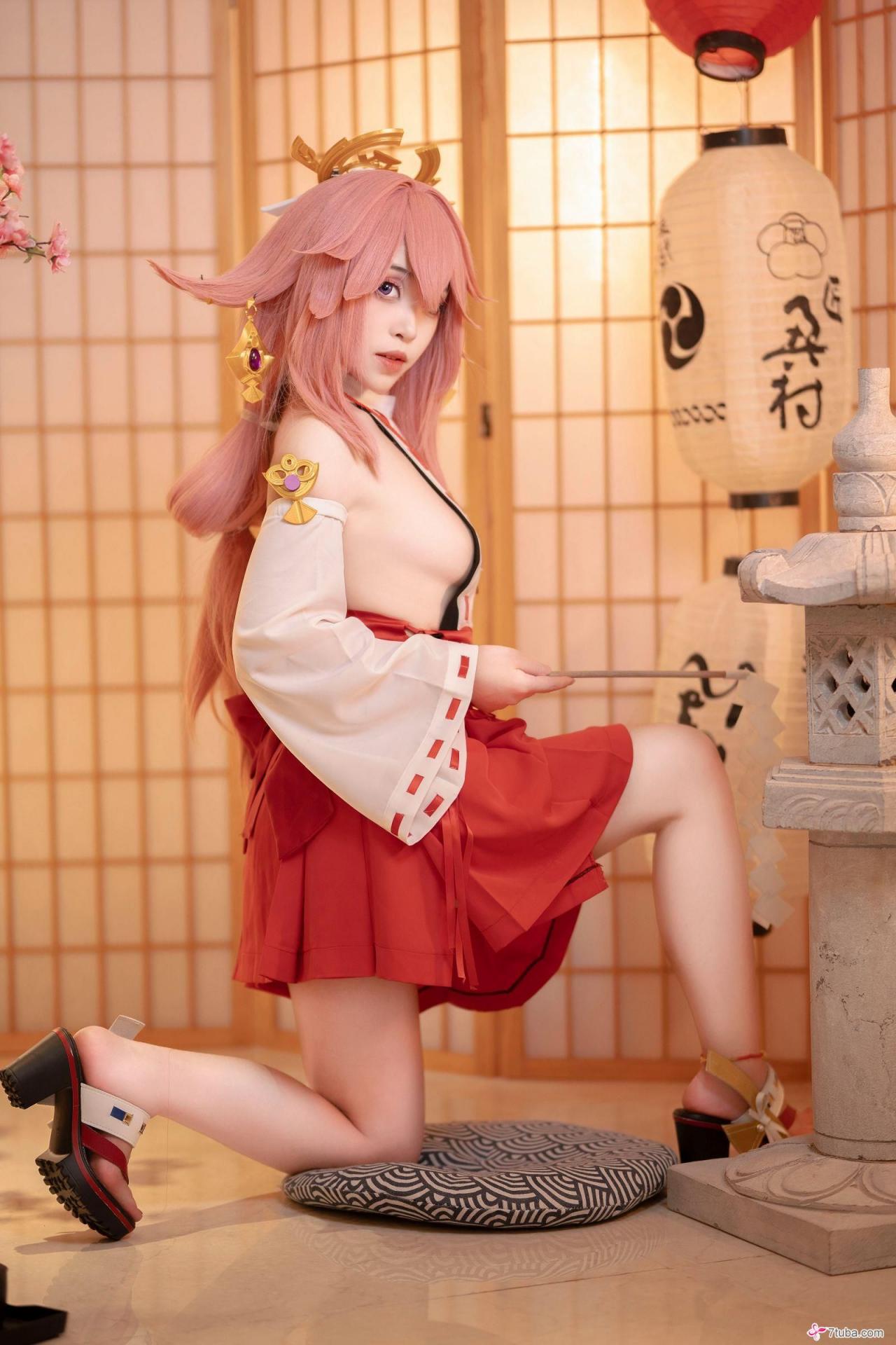 性感美图 八重神子