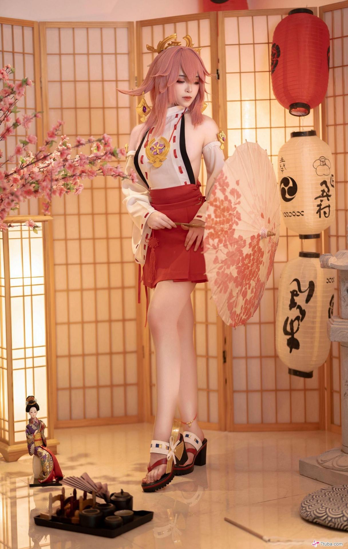 性感美图 八重神子