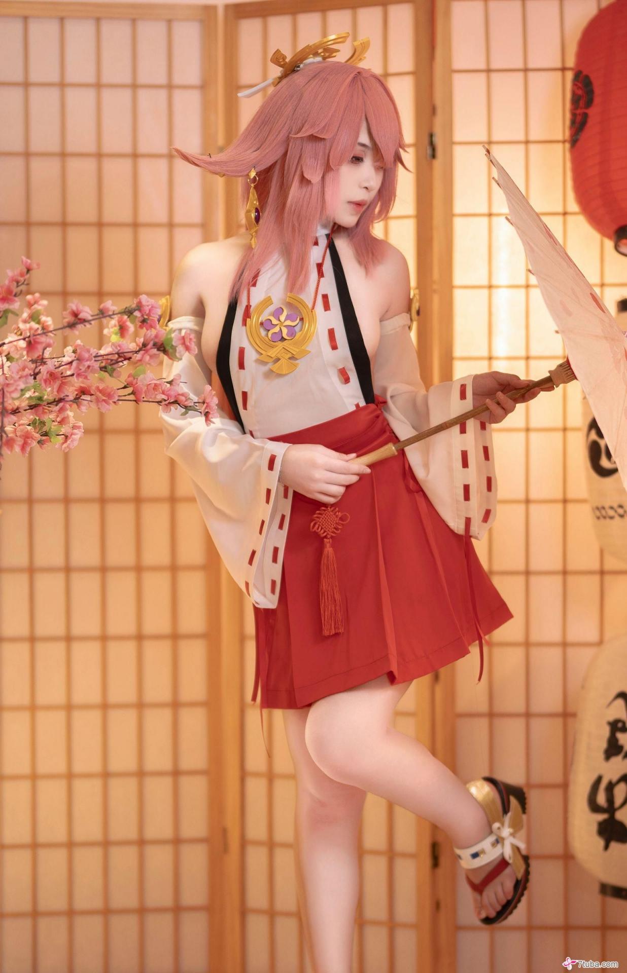 性感美图 八重神子