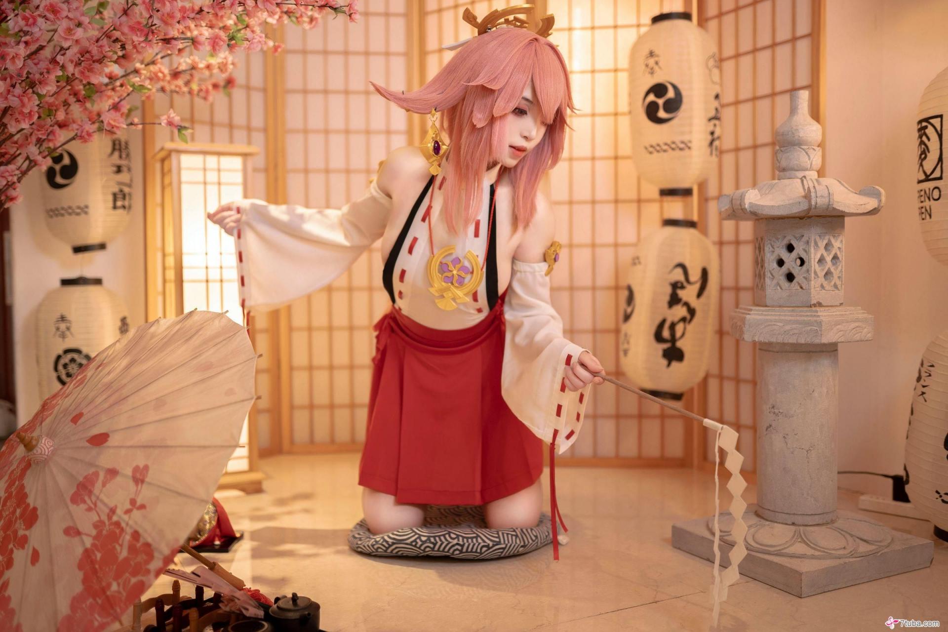 性感美图 八重神子