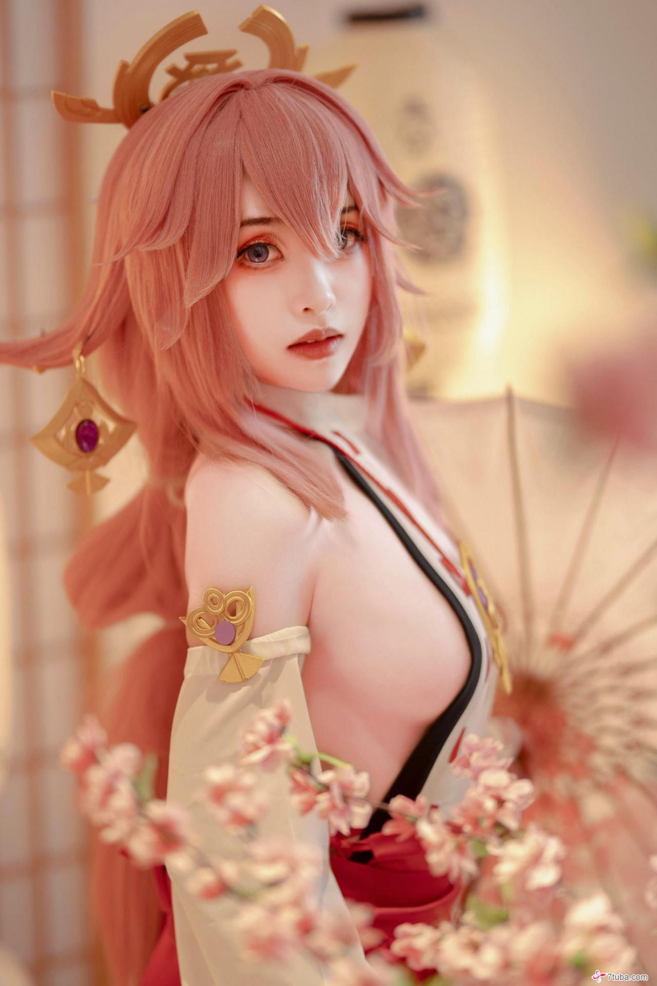 性感美图 八重神子