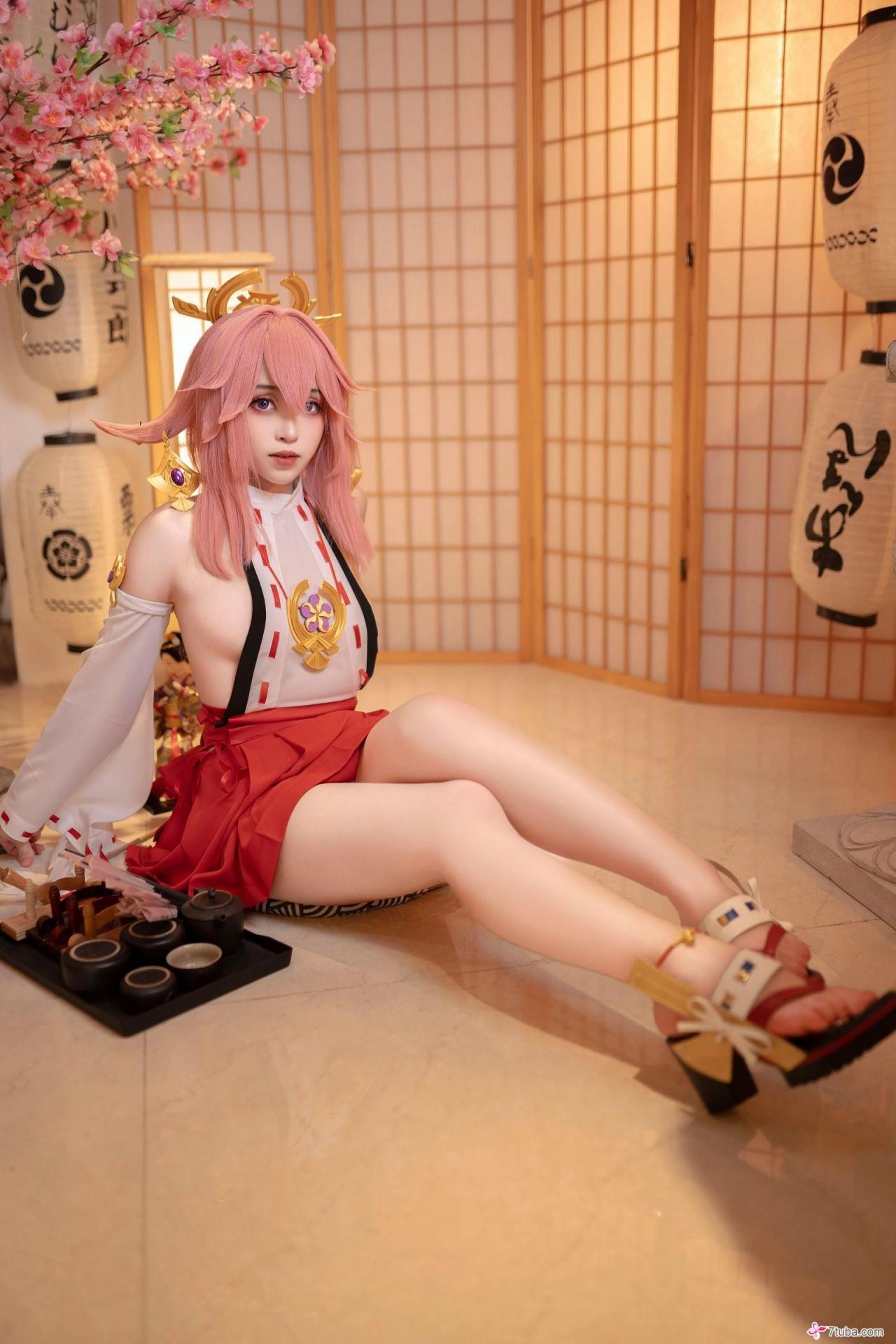 性感美图 八重神子