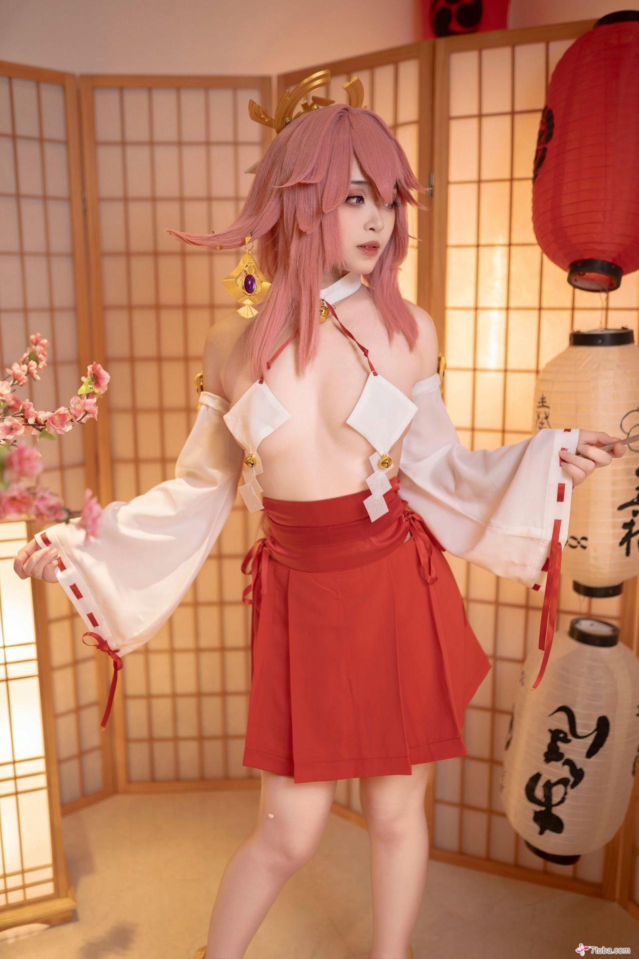 性感美图 八重神子