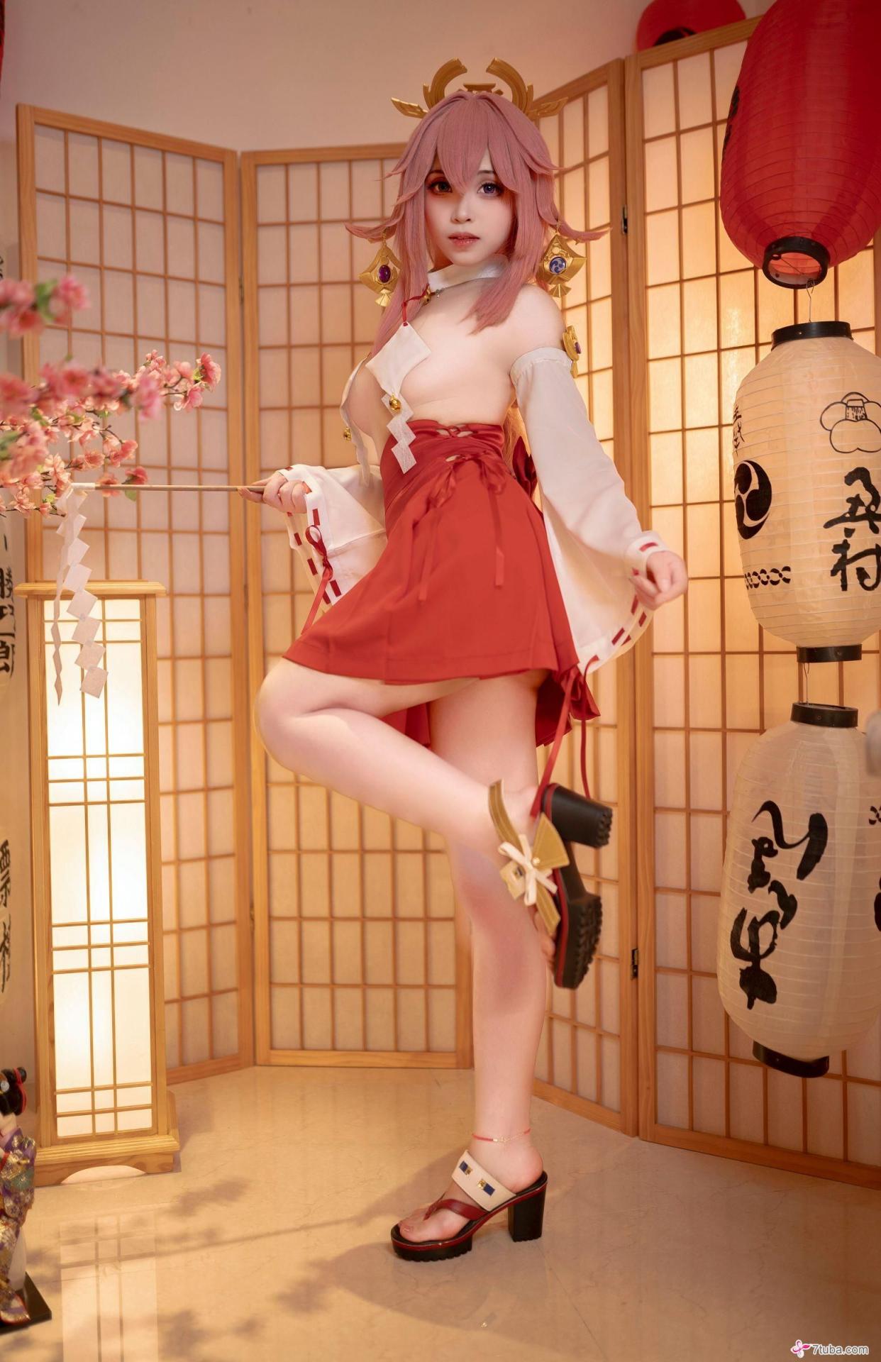 性感美图 八重神子