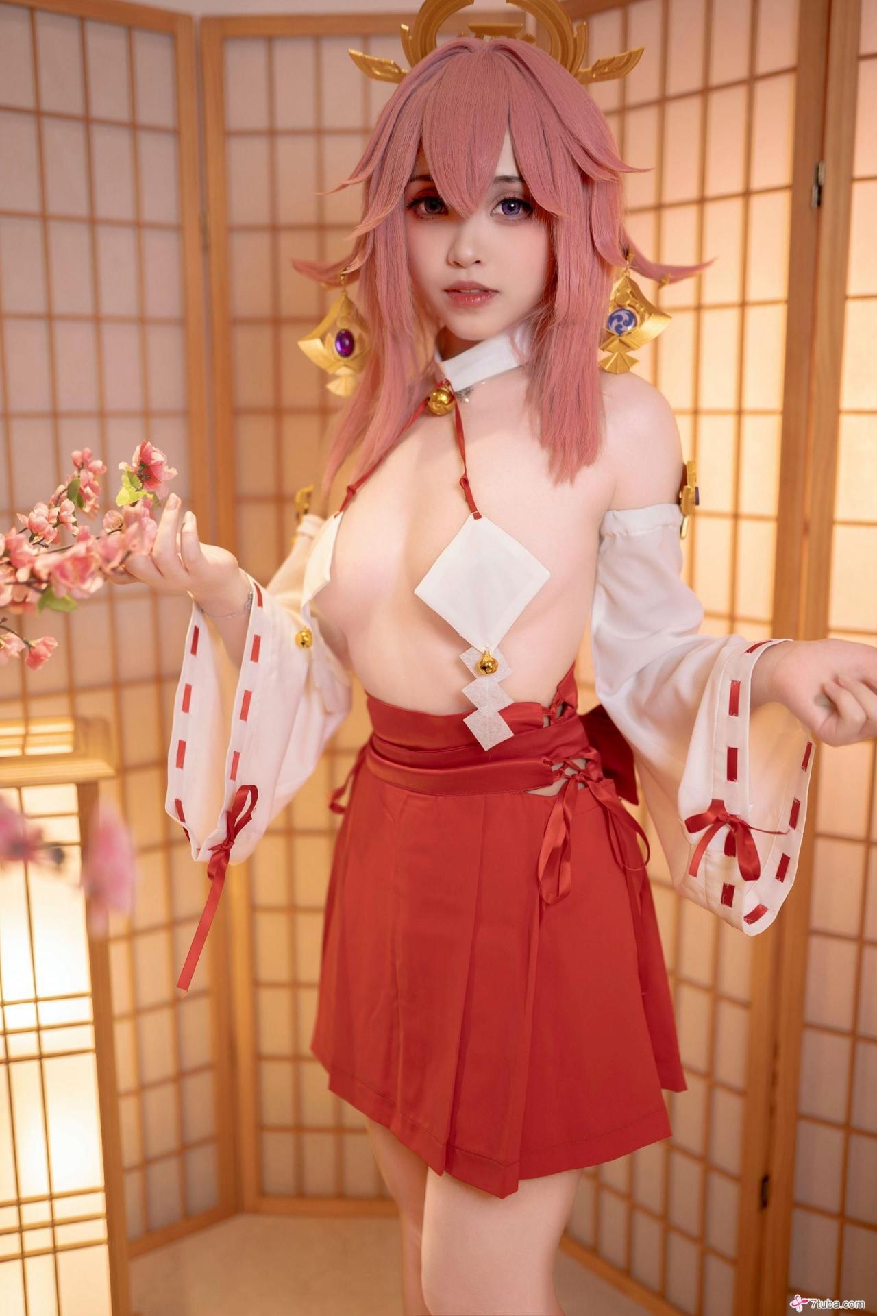 性感美图 八重神子