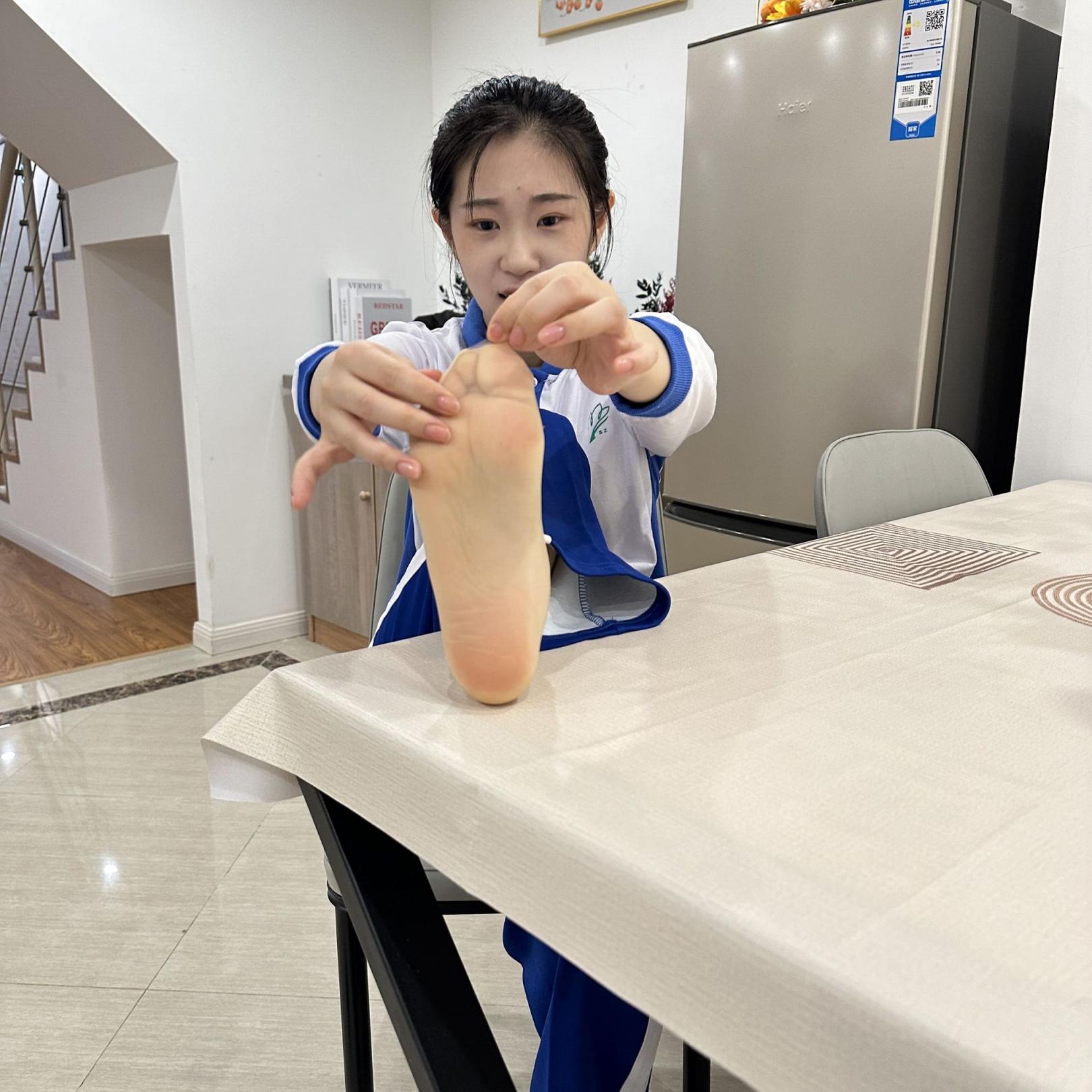 国模图图小兔私拍套图