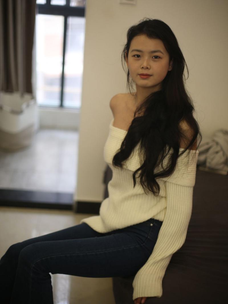 好纯的妹子啊 感觉太好了