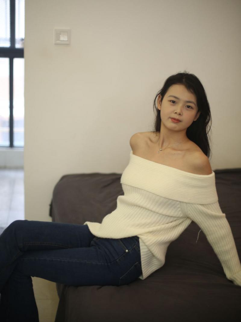 好纯的妹子啊 感觉太好了