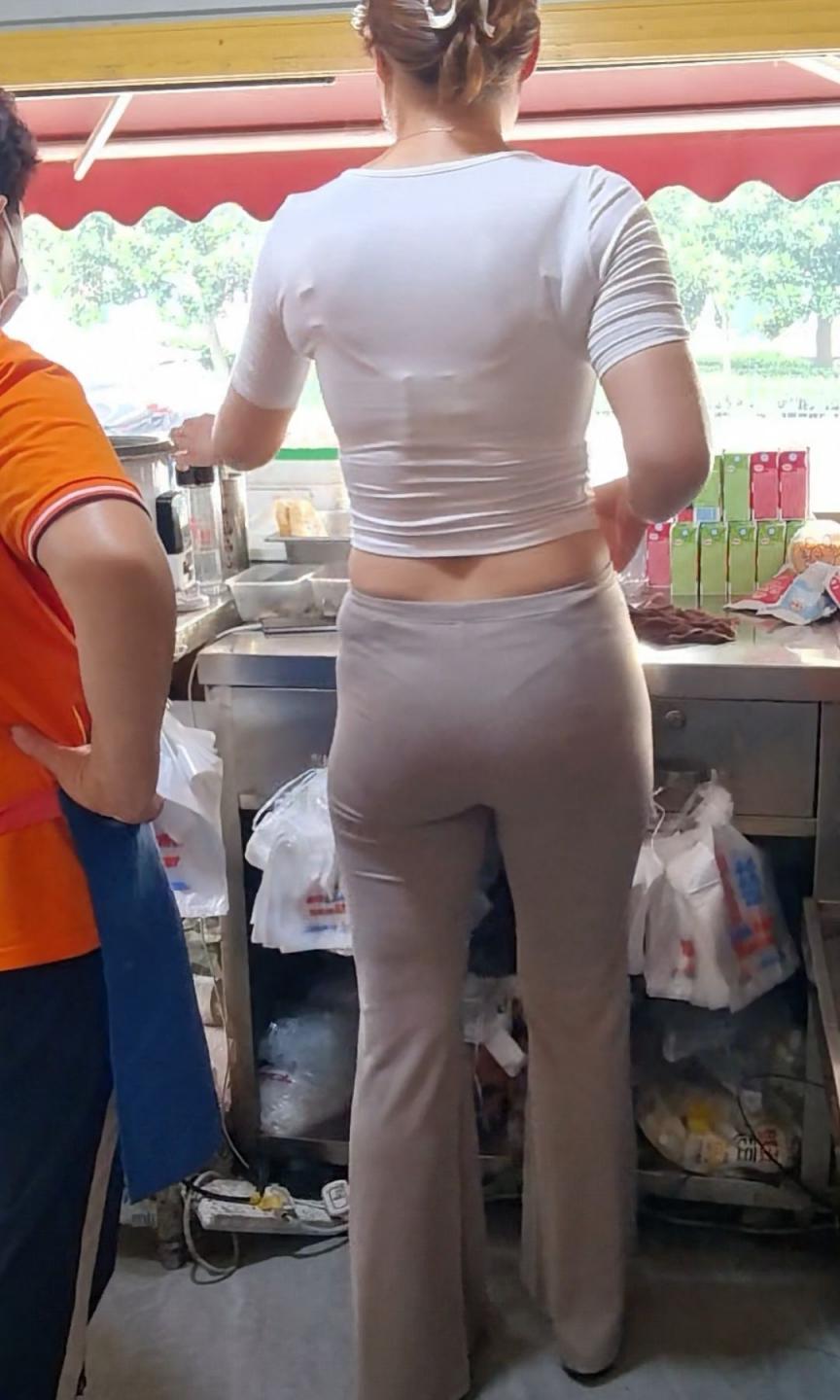 忽然发现老婆越来越贤妻良母