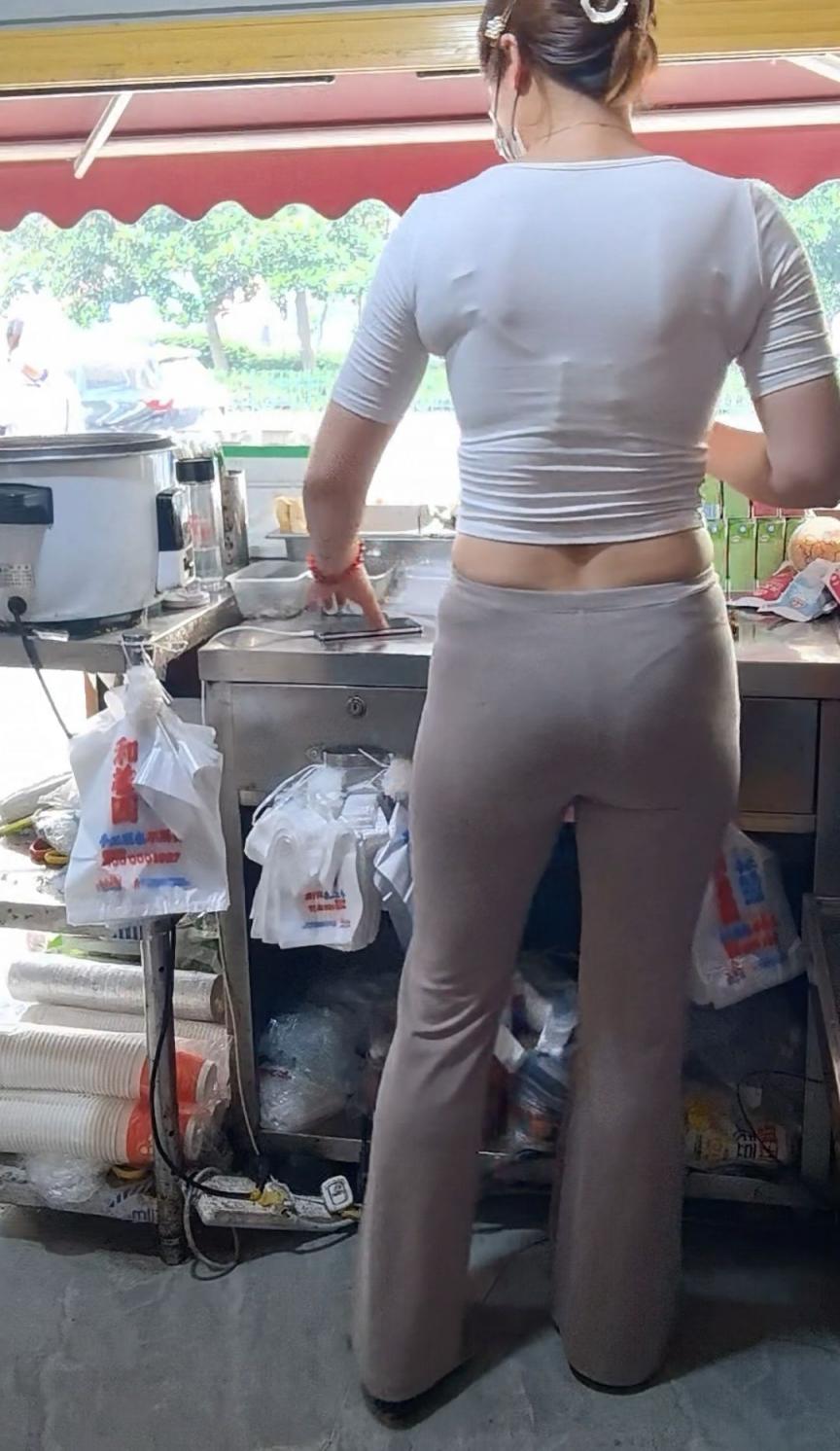 忽然发现老婆越来越贤妻良母