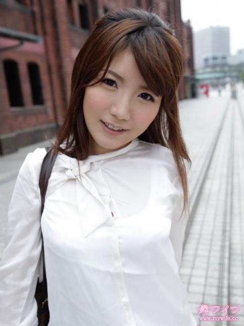 美泉咲