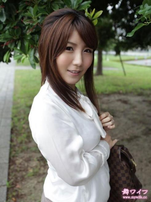 美泉咲