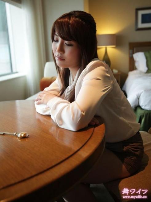 美泉咲