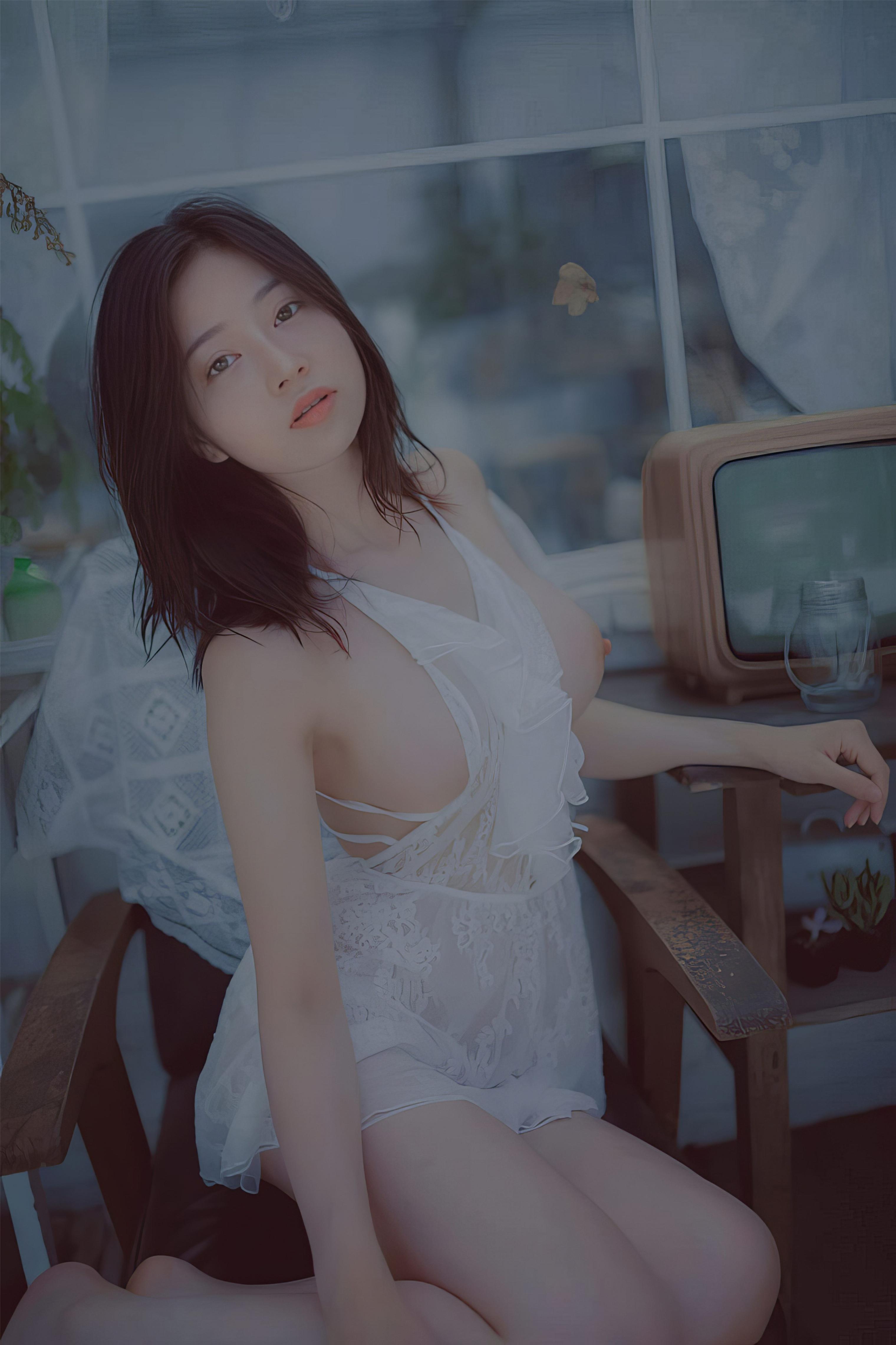 青青子衿，白色透丝纱裙的性感