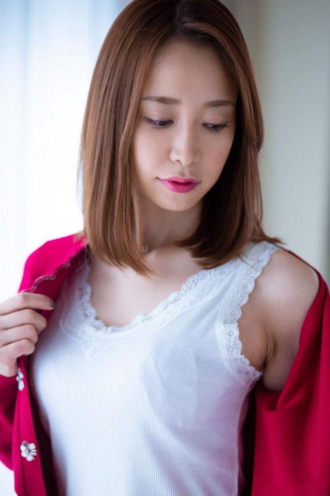 颜值不咋滴但是身材好