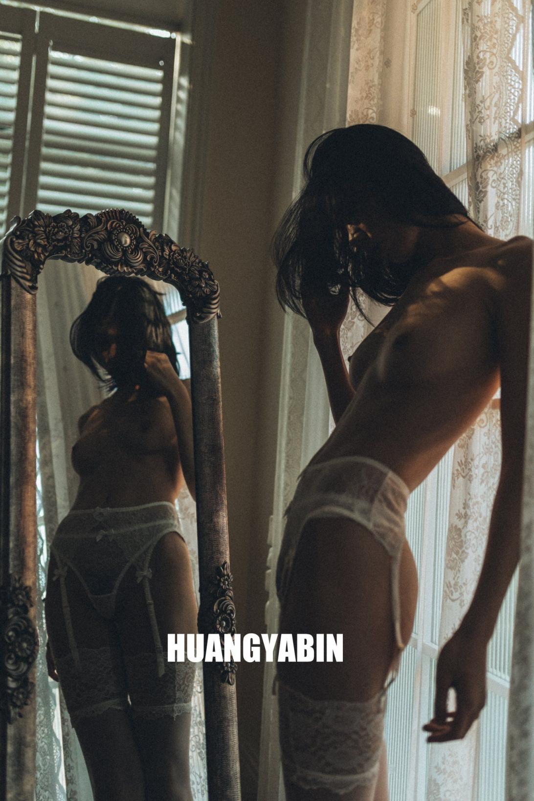 镜中玉体（一）