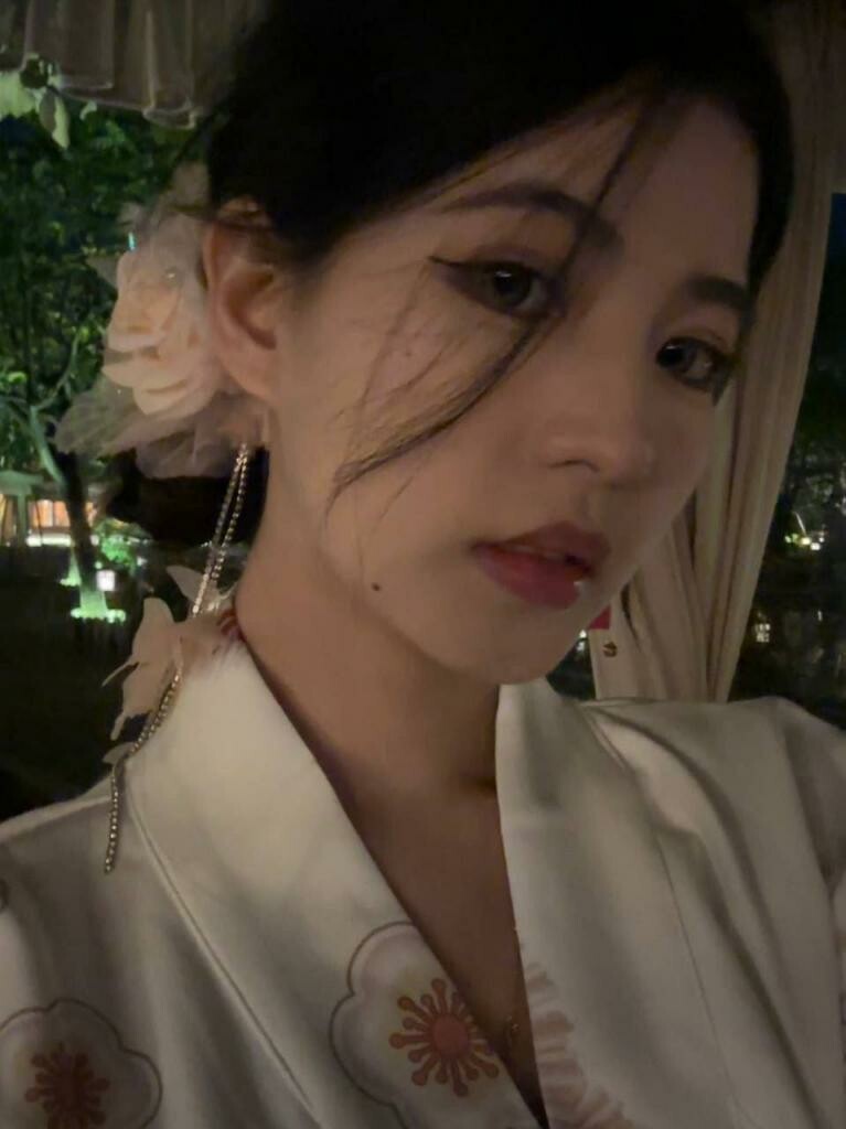 空姐也是要赚外快的
